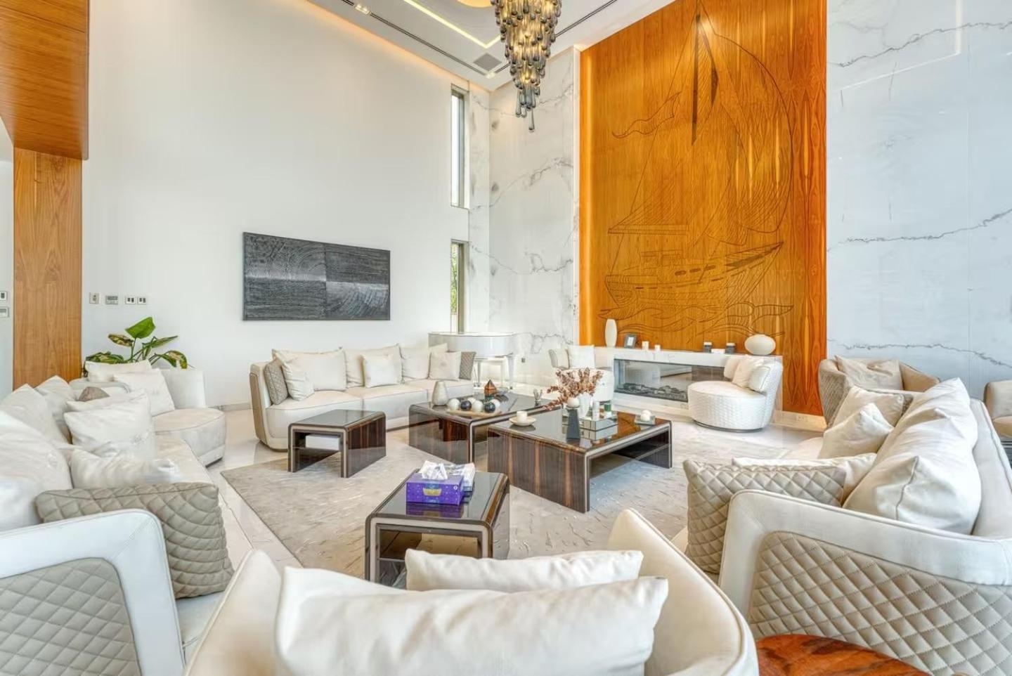 World Class Luxurious 6 Bdr In Palm Jumeriah Dubai