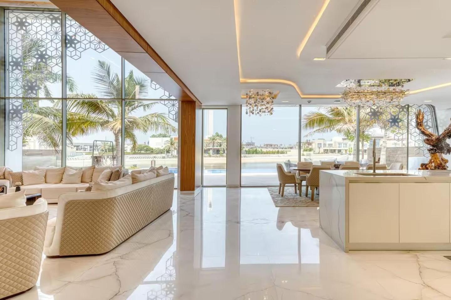 World Class Luxurious 6 Bdr In Palm Jumeriah Dubai