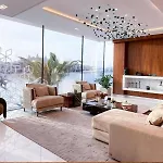 World Class Luxurious 6 Bdr Villa In Palm Jumeriah