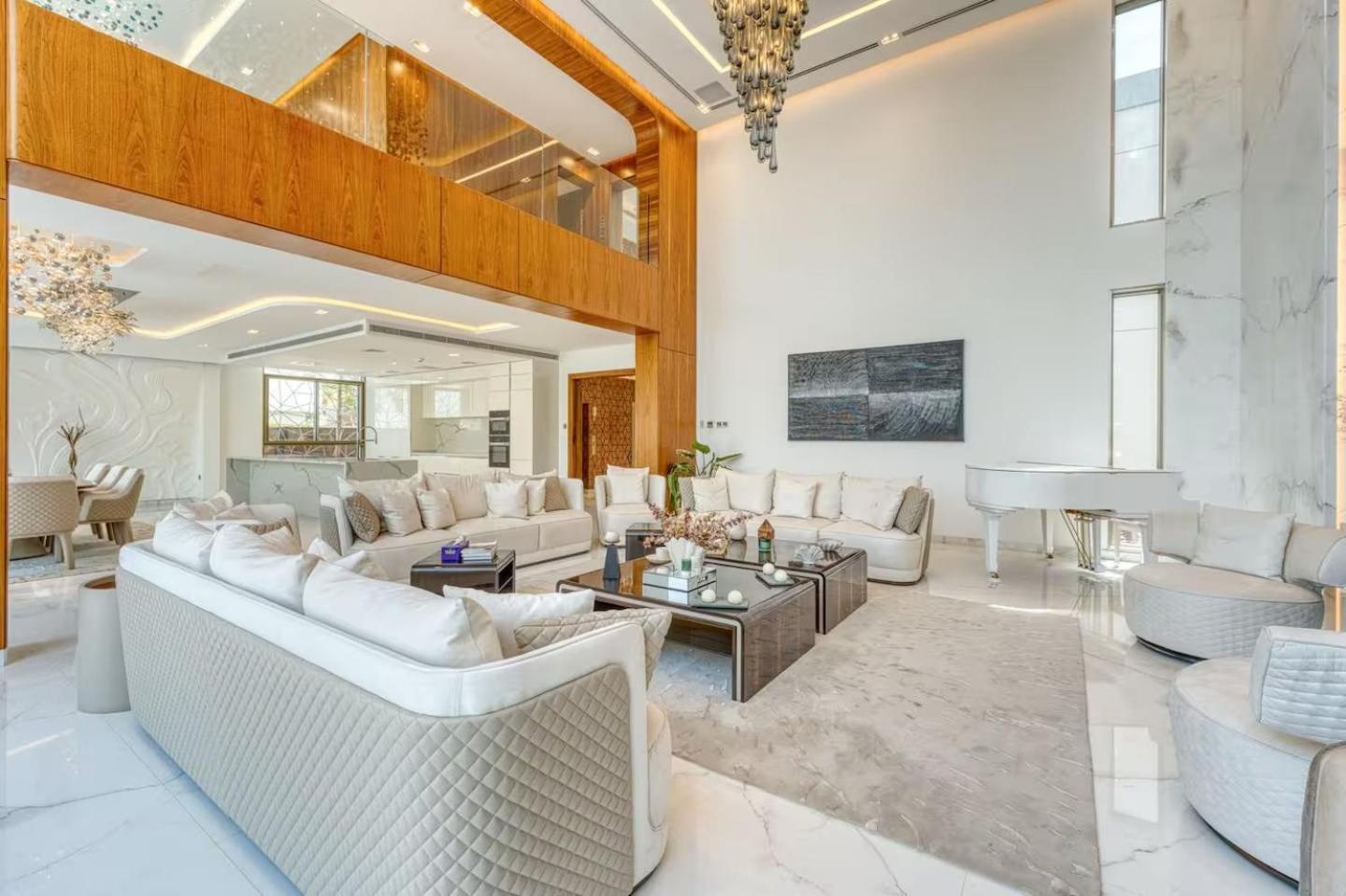 World Class Luxurious 6 Bdr In Palm Jumeriah