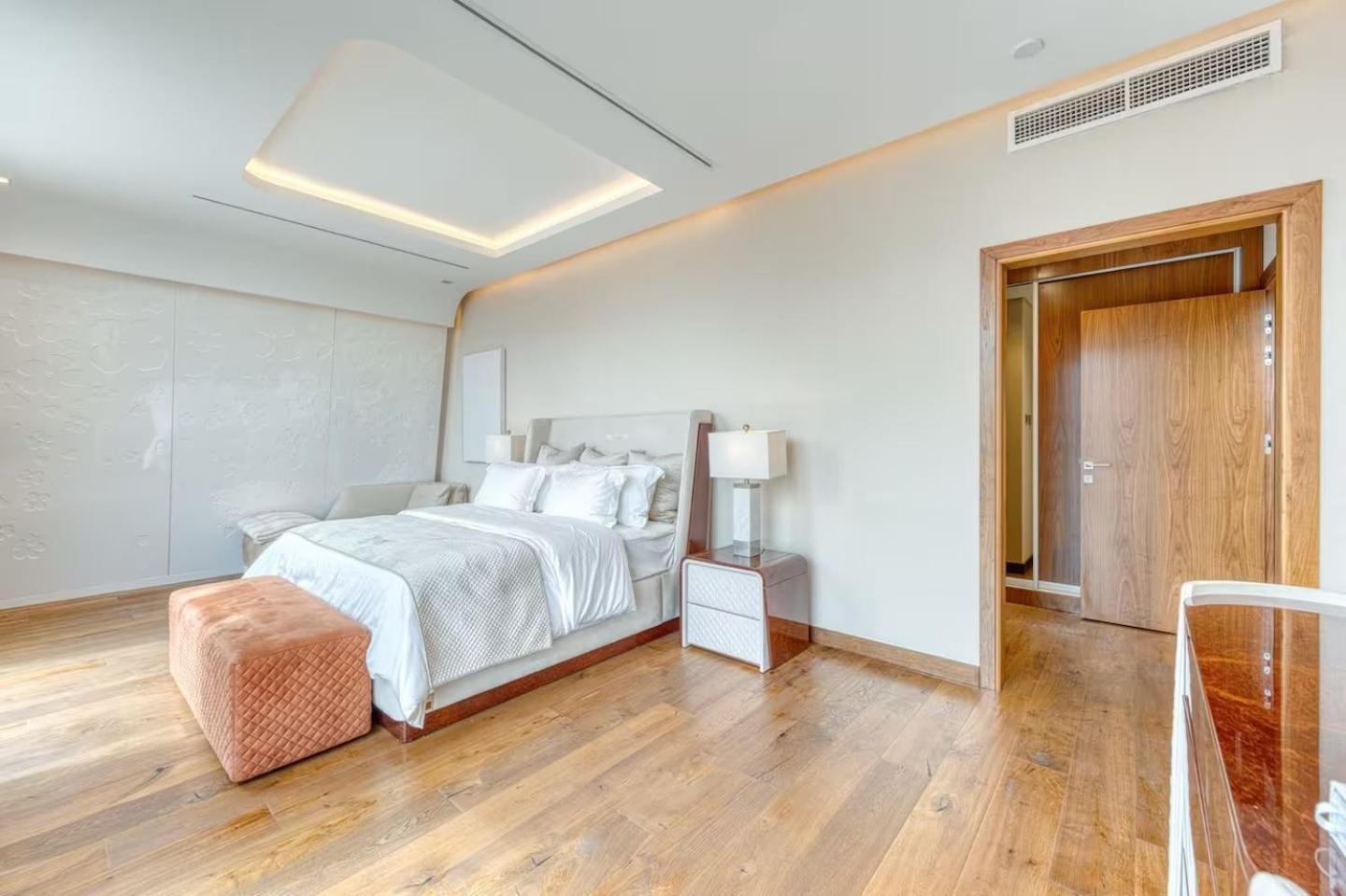 World Class Luxurious 6 Bdr In Palm Jumeriah